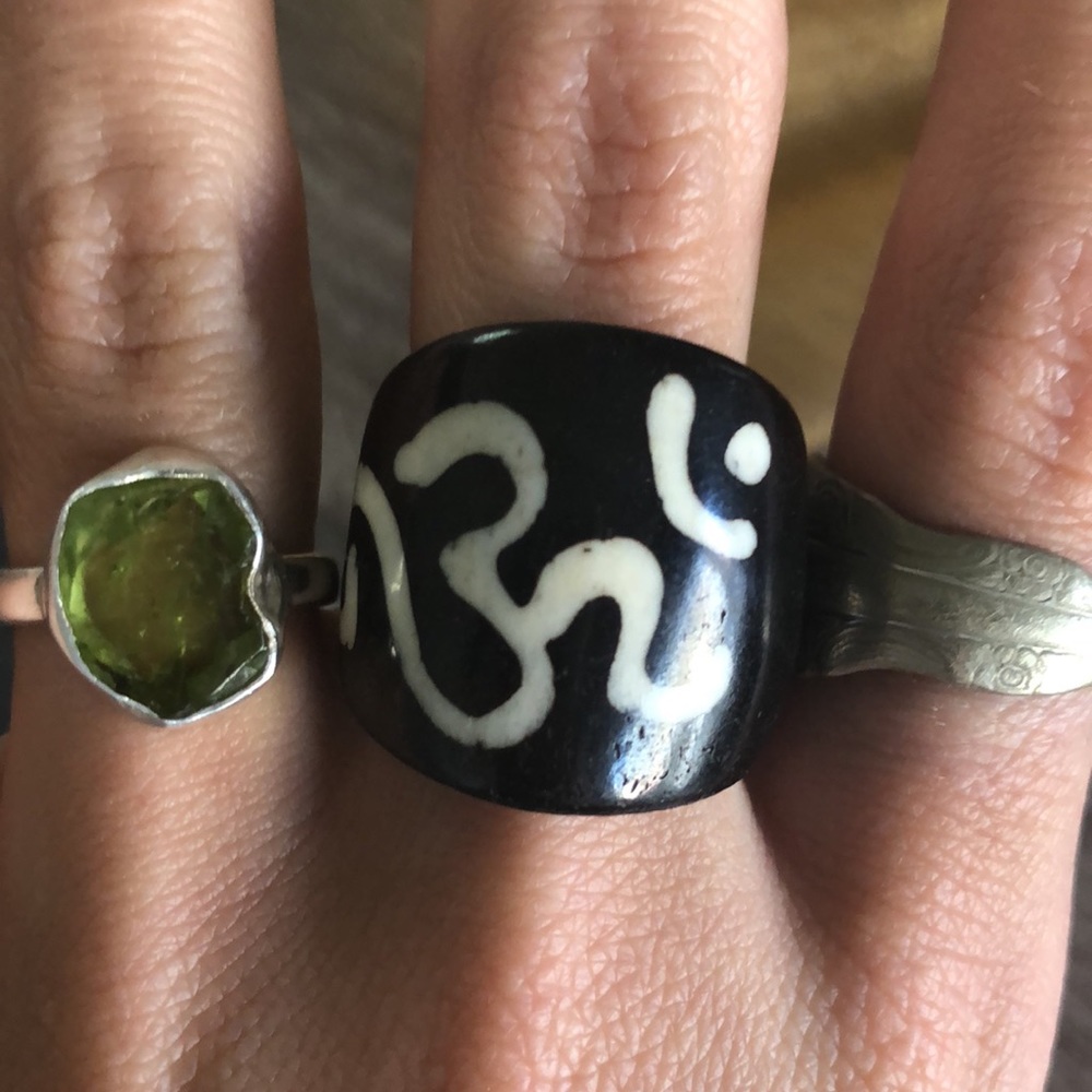 Handmade ohm statement ring - Picture 3 of 5